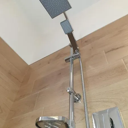 Appartamento Aedes Residenza Michelangelo - 500 Mt Dalla - Self Check-in *