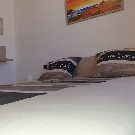 Gruppo Aedes Alghero, Residenza Michelangelo - 500 Mt Dalla *